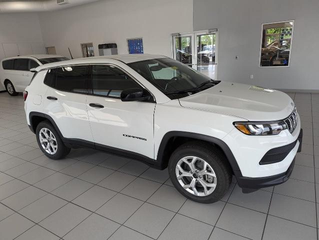 2025 Jeep Compass Vehicle Photo in Oshkosh, WI 54901