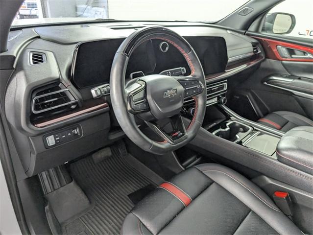 2024 Chevrolet Traverse Vehicle Photo in ENGLEWOOD, CO 80113-6708