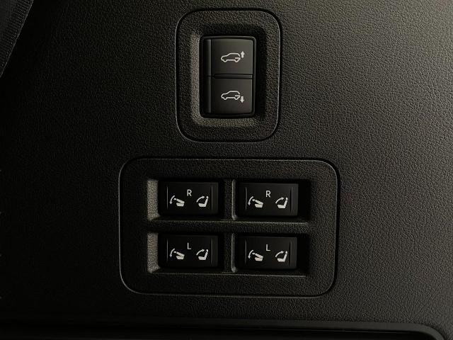 2025 INFINITI QX80 Vehicle Photo in Appleton, WI 54913