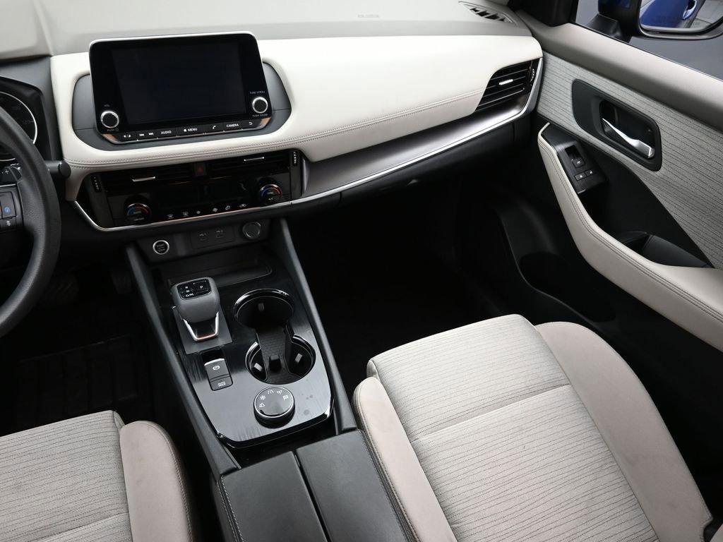 2021 Nissan Rogue Vehicle Photo in Marion, IA 52302