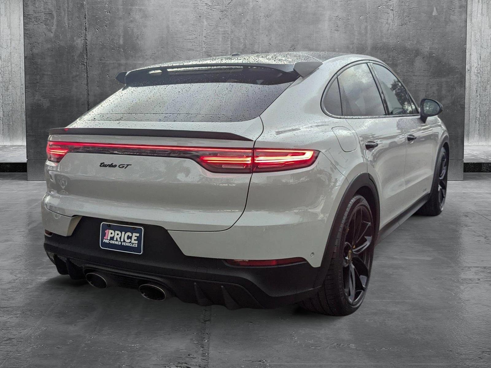 2022 Porsche Cayenne Vehicle Photo in Miami, FL 33169