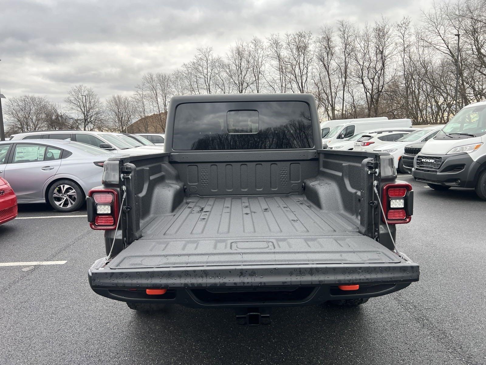 2025 Jeep Gladiator Vehicle Photo in Mechanicsburg, PA 17050-1707