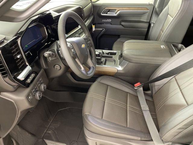 2025 Chevrolet Silverado 1500 Vehicle Photo in PHOENIX, AZ 85014-3381