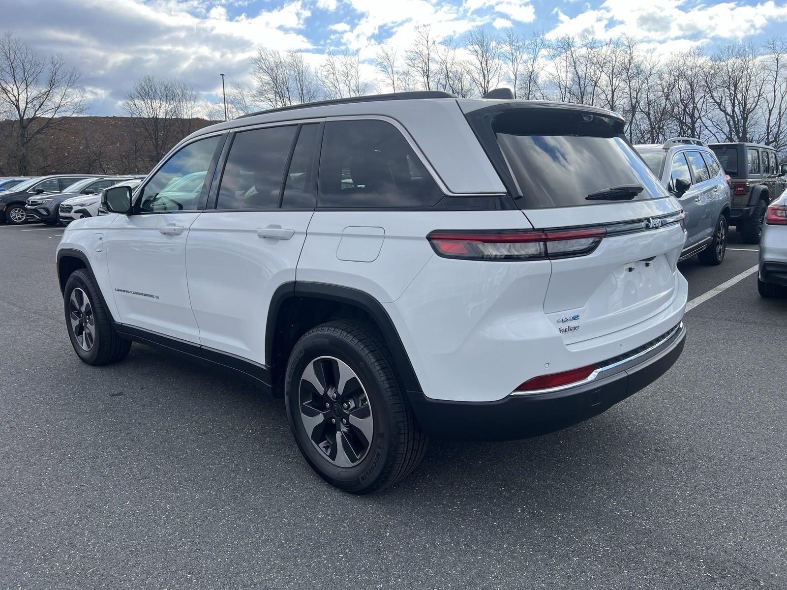 2024 Jeep Grand Cherokee 4xe Vehicle Photo in Mechanicsburg, PA 17050-1707