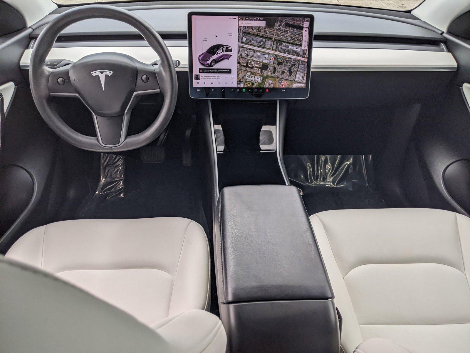 2020 Tesla Model Y Vehicle Photo in PEMBROKE PINES, FL 33024-6534