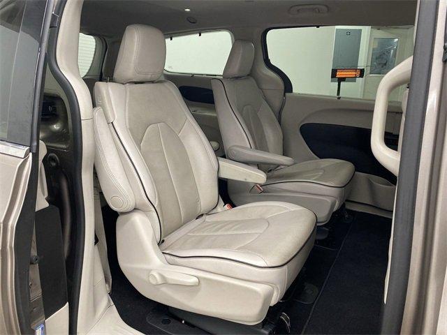 2018 Chrysler Pacifica Vehicle Photo in PORTLAND, OR 97225-3518