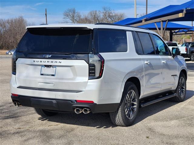 2025 Chevrolet Suburban Vehicle Photo in GAINESVILLE, TX 76240-2013