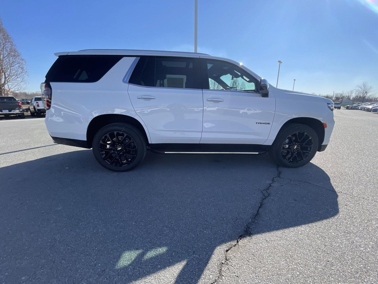 2024 Chevrolet Tahoe Vehicle Photo in BENTONVILLE, AR 72712-4322