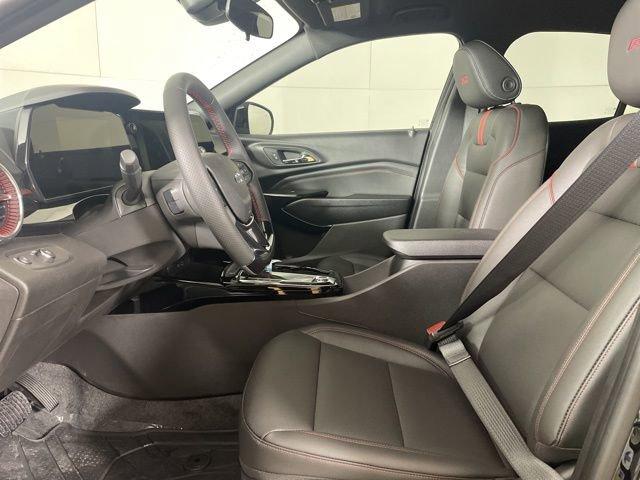 2025 Chevrolet Trax Vehicle Photo in PHOENIX, AZ 85014-3381