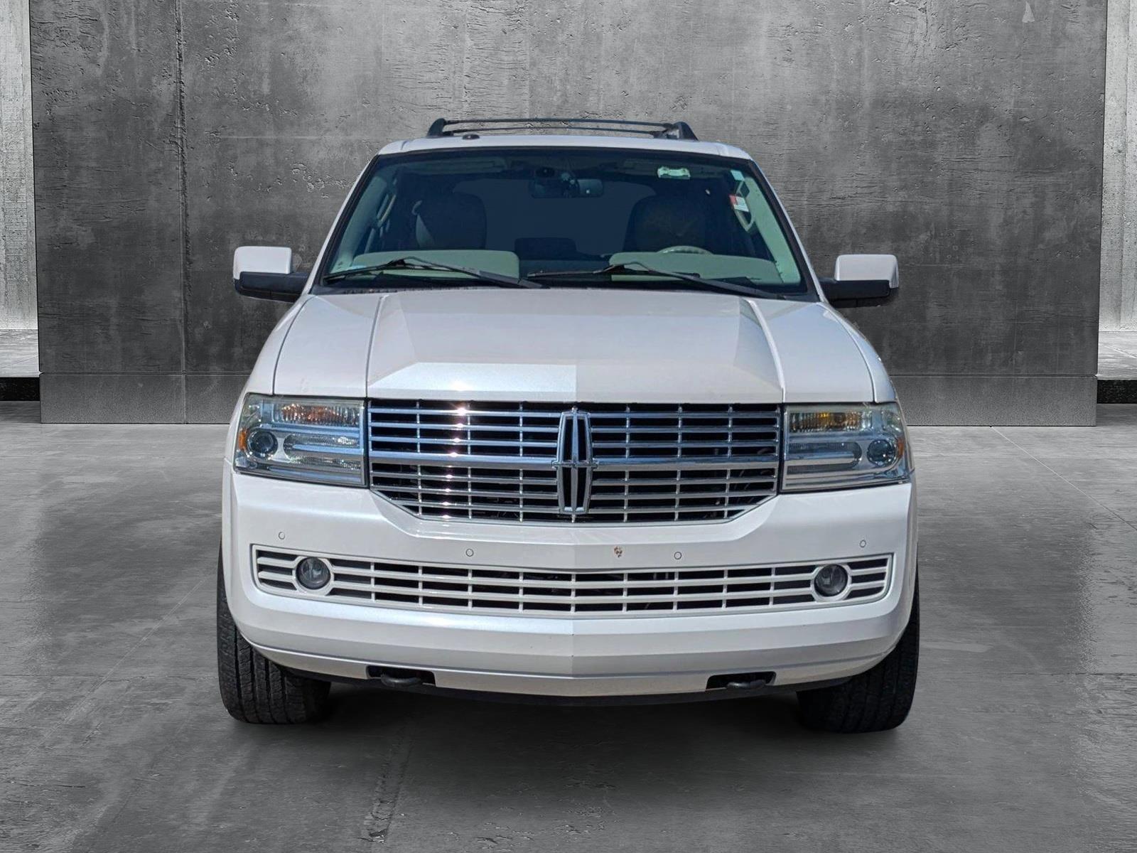 2012 Lincoln Navigator Vehicle Photo in Clearwater, FL 33765