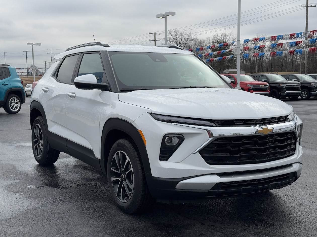 2025 Chevrolet Trailblazer Vehicle Photo in BOONVILLE, IN 47601-9633