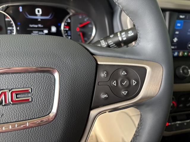 2023 GMC Acadia Vehicle Photo in MANHATTAN, KS 66502-5036