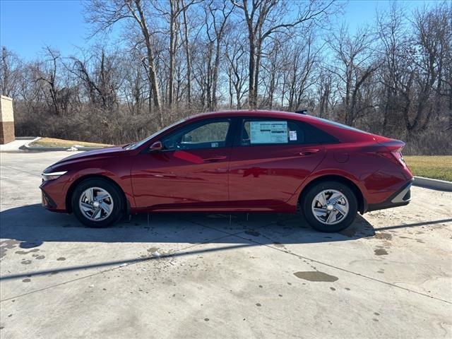 2025 Hyundai ELANTRA Vehicle Photo in Shiloh, IL 62269