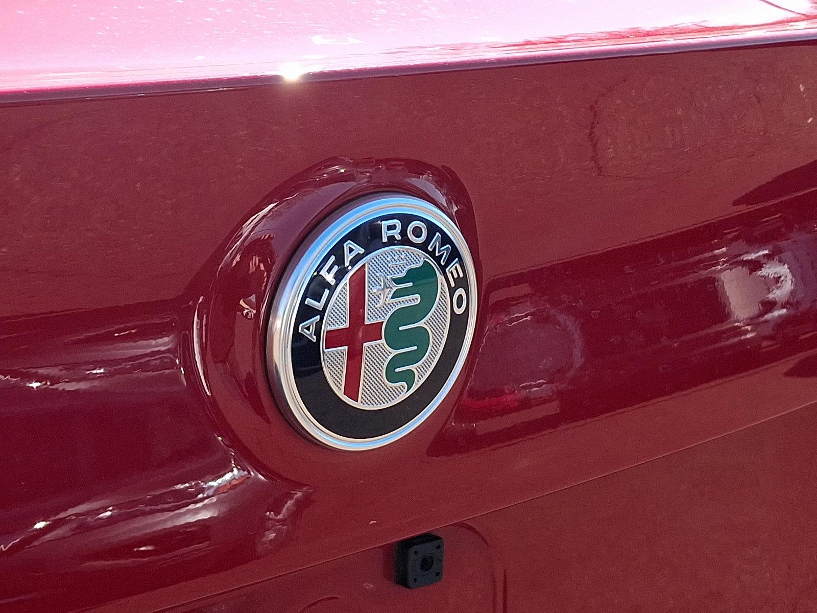 2022 Alfa Romeo Giulia Vehicle Photo in Willow Grove, PA 19090