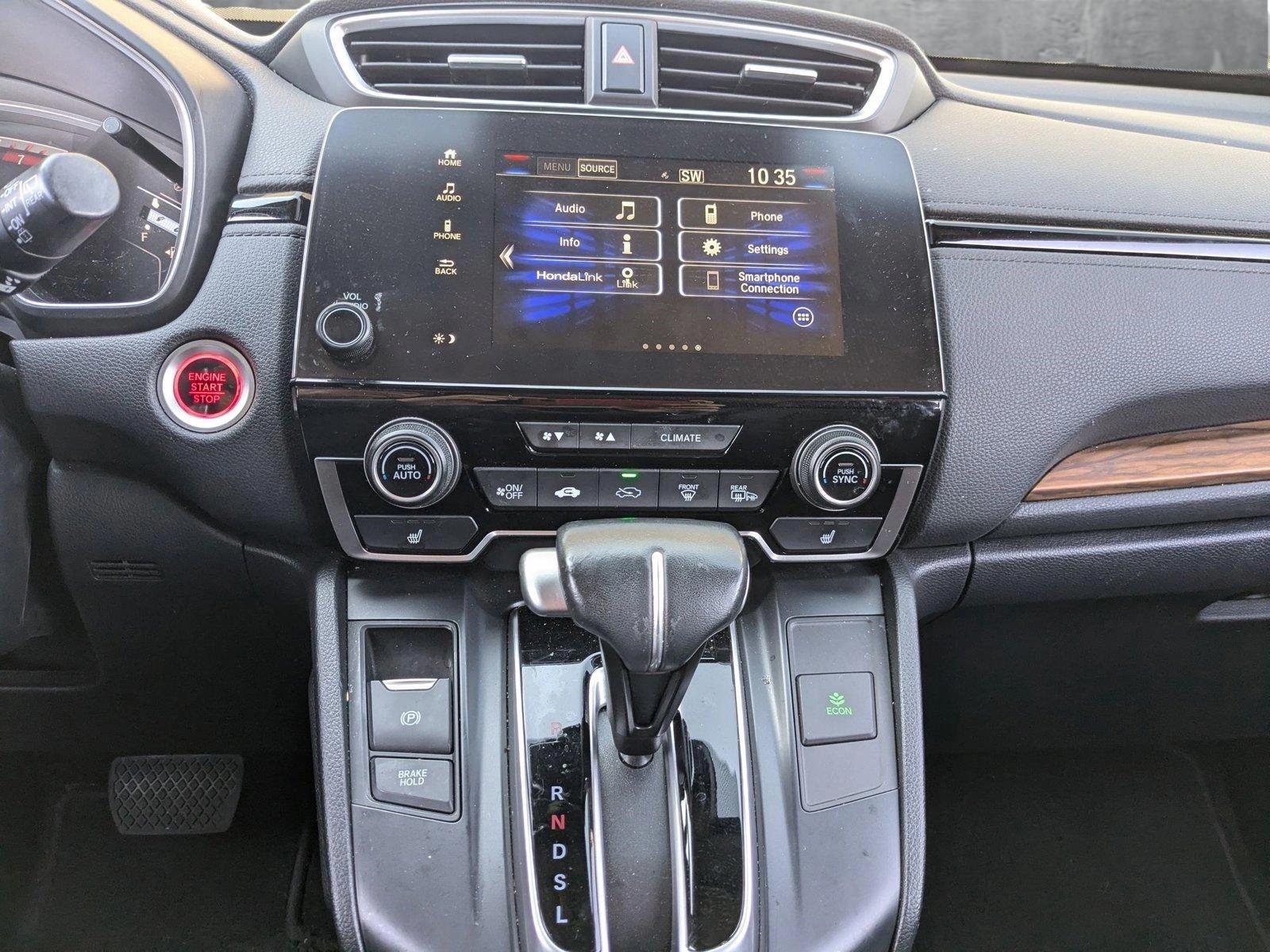 2019 Honda CR-V Vehicle Photo in VALENCIA, CA 91355-1705