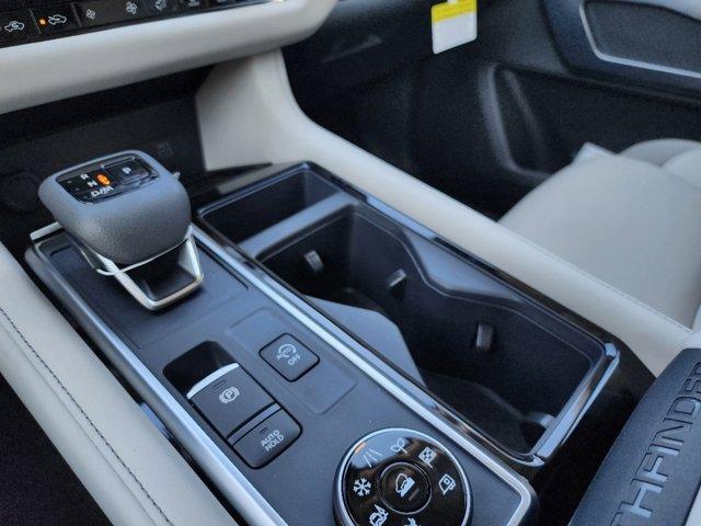 2025 Nissan Pathfinder Vehicle Photo in Ardmore, PA 19003