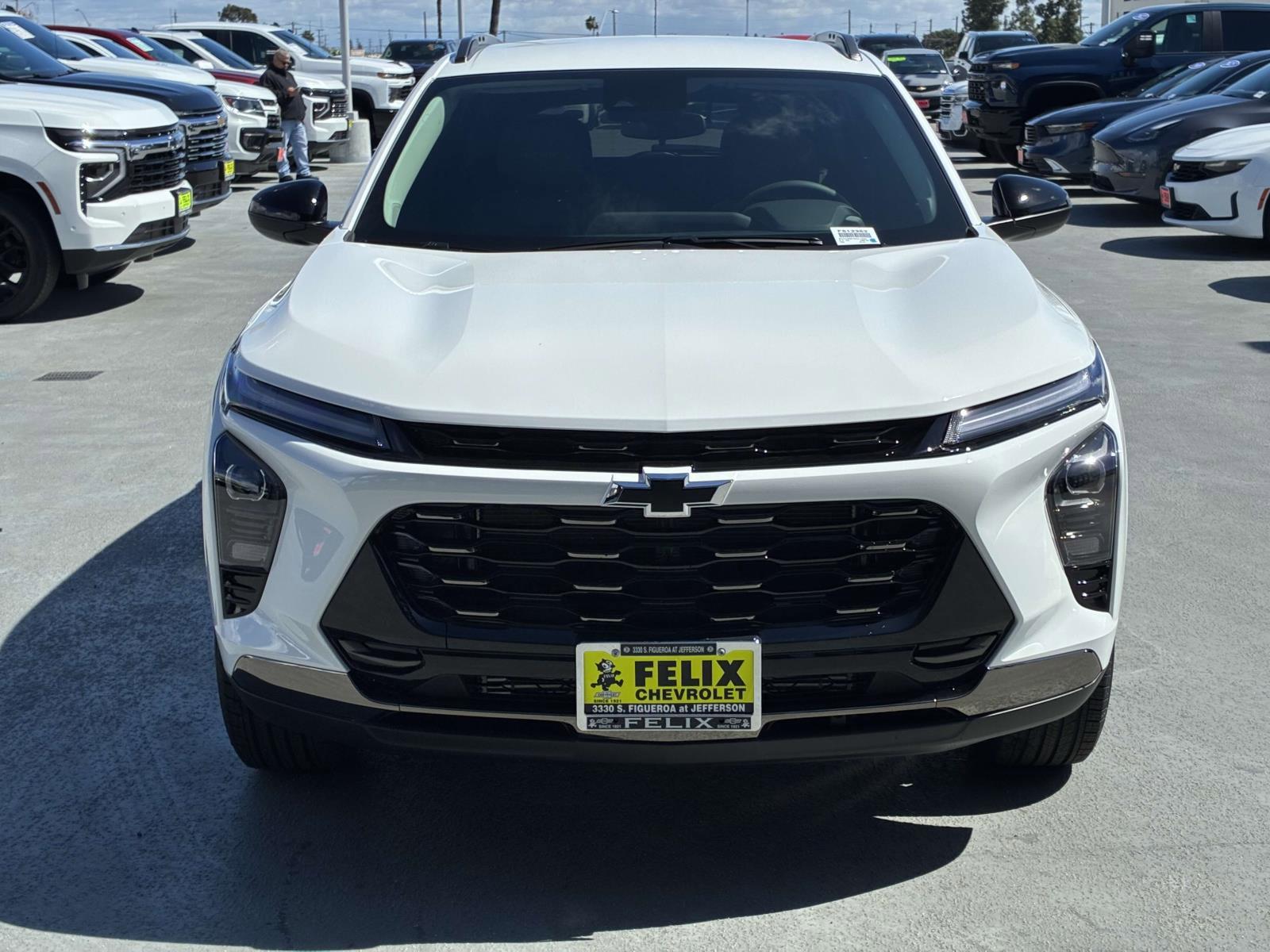 2025 Chevrolet Trax Vehicle Photo in LOS ANGELES, CA 90007-3794