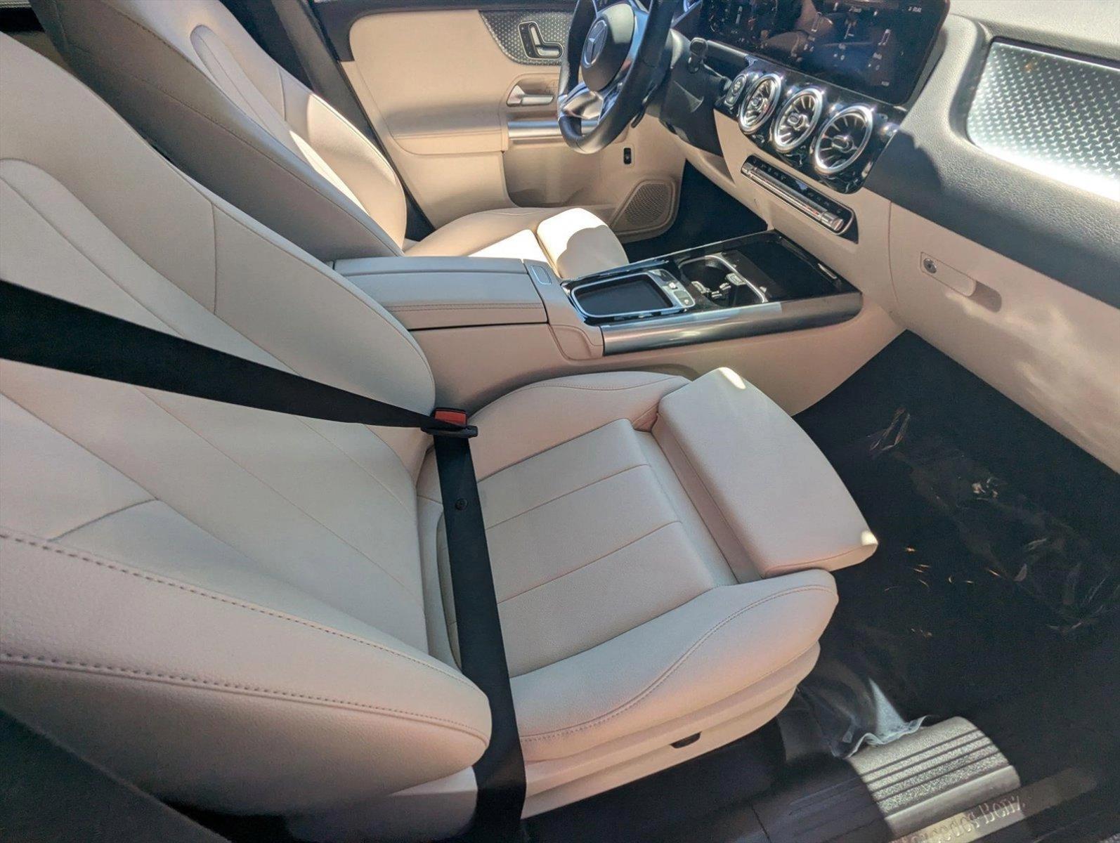 2025 Mercedes-Benz GLA Vehicle Photo in Delray Beach, FL 33444