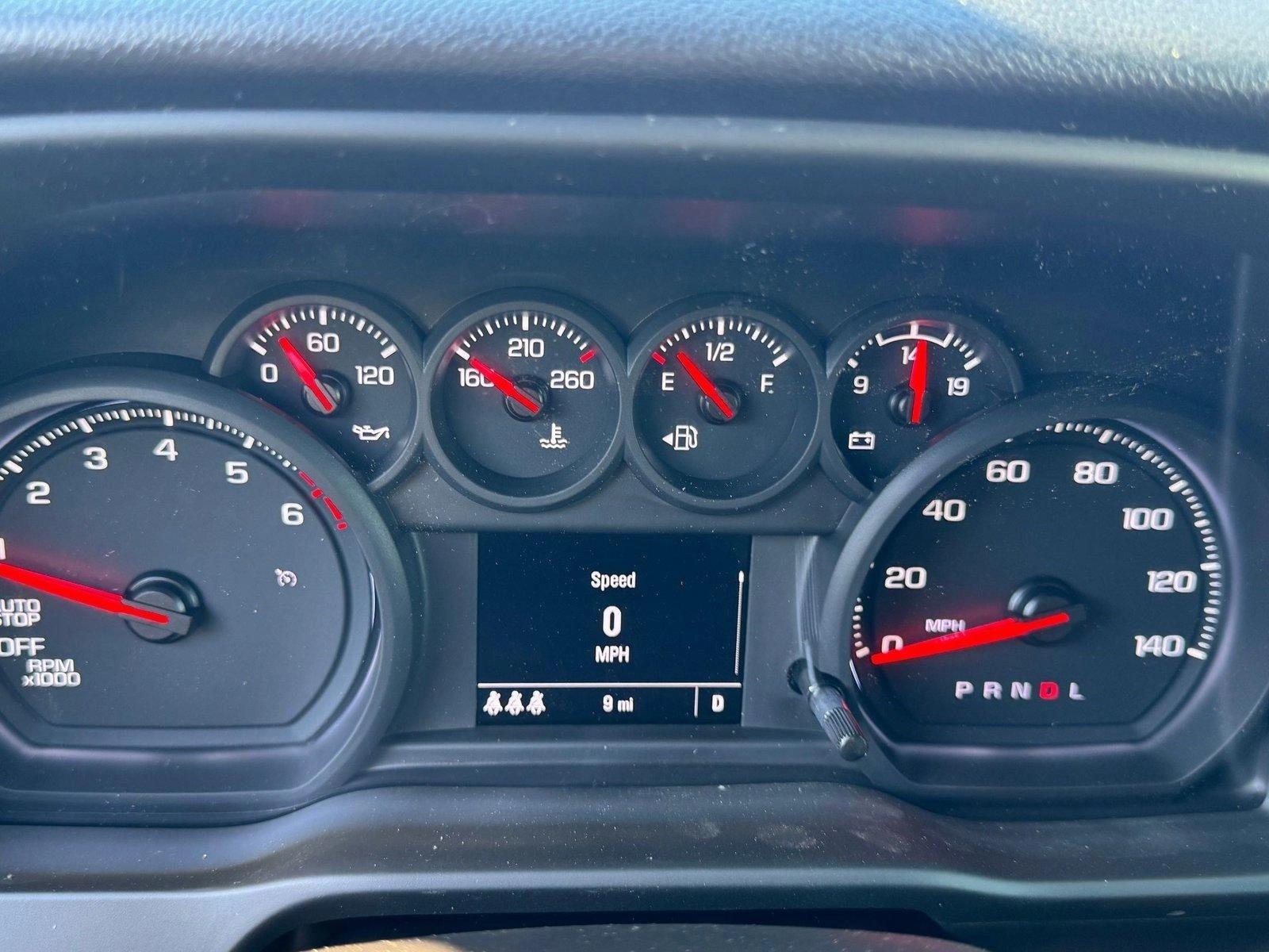 2025 Chevrolet Silverado 1500 Vehicle Photo in GREENACRES, FL 33463-3207