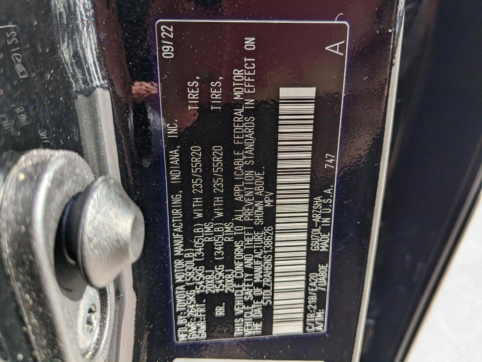 2022 Toyota Highlander Vehicle Photo in Davie, FL 33331
