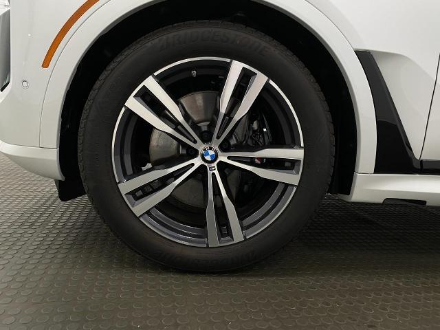 2025 BMW X7 M60i Vehicle Photo in Appleton, WI 54913
