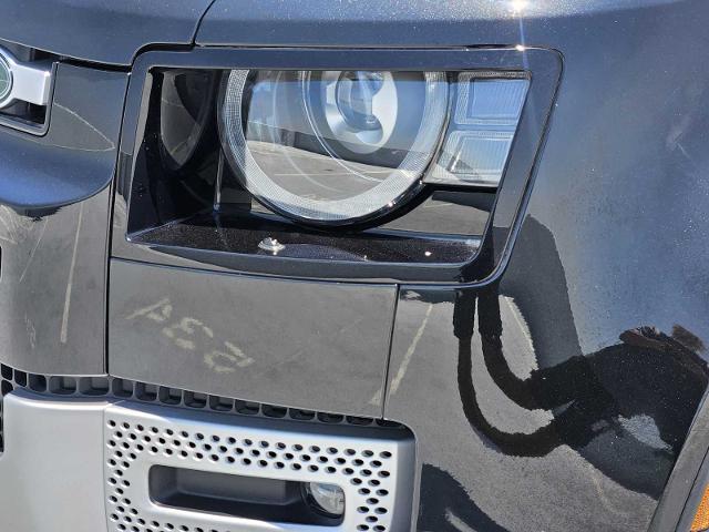 2024 Defender Vehicle Photo in AUSTIN, TX 78717