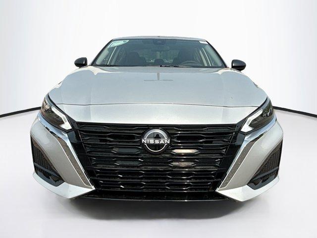 2025 Nissan Altima Vehicle Photo in Flemington, NJ 08822