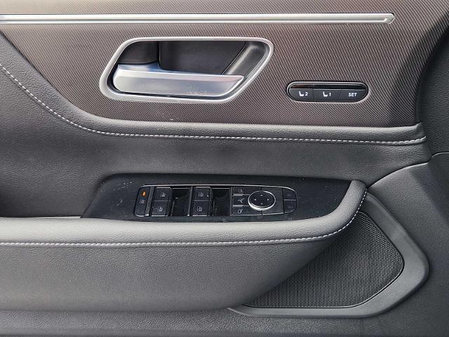 2025 INFINITI QX80 Vehicle Photo in DALLAS, TX 75209