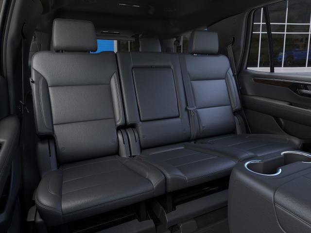 2025 Chevrolet Tahoe Vehicle Photo in BETHLEHEM, PA 18017-9401