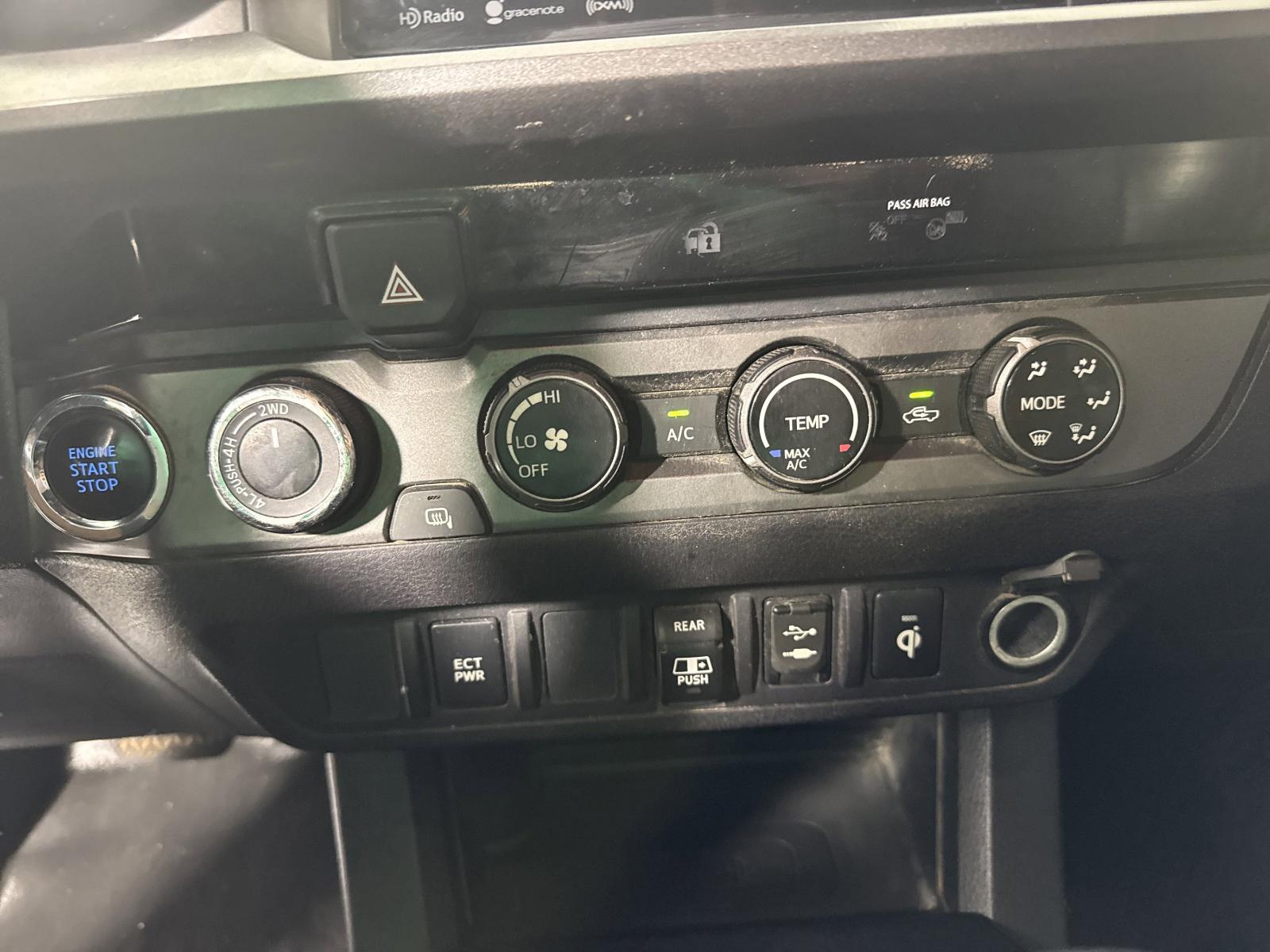 2018 Toyota Tacoma Vehicle Photo in GEORGETOWN, TX 78626-7508