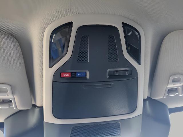 2025 Subaru Outback Vehicle Photo in Green Bay, WI 54304