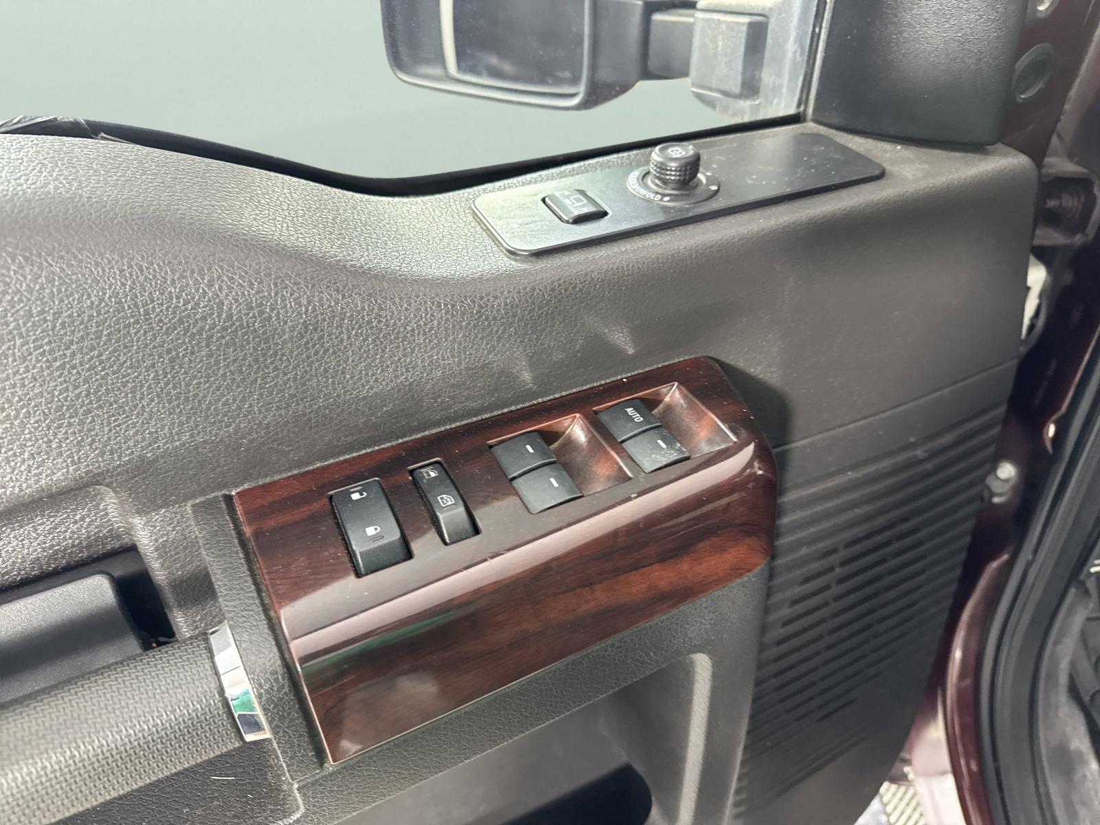 2010 Ford Super Duty F-250 SRW Vehicle Photo in GEORGETOWN, TX 78626-7508
