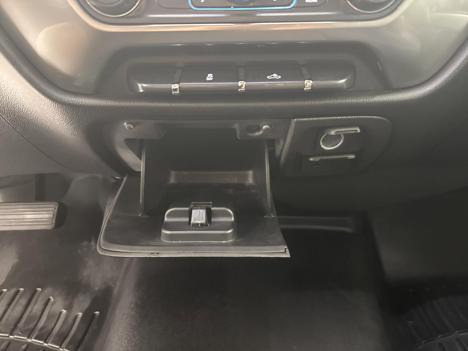 2018 Chevrolet Silverado 1500 Vehicle Photo in GEORGETOWN, TX 78626-7508
