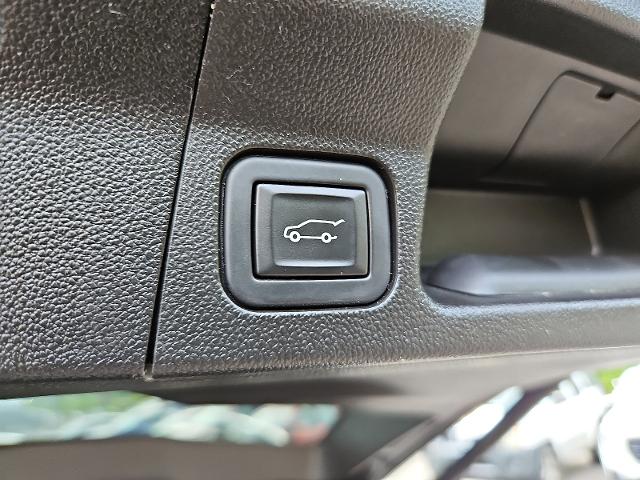2023 GMC Acadia Vehicle Photo in TREVOSE, PA 19053-4984