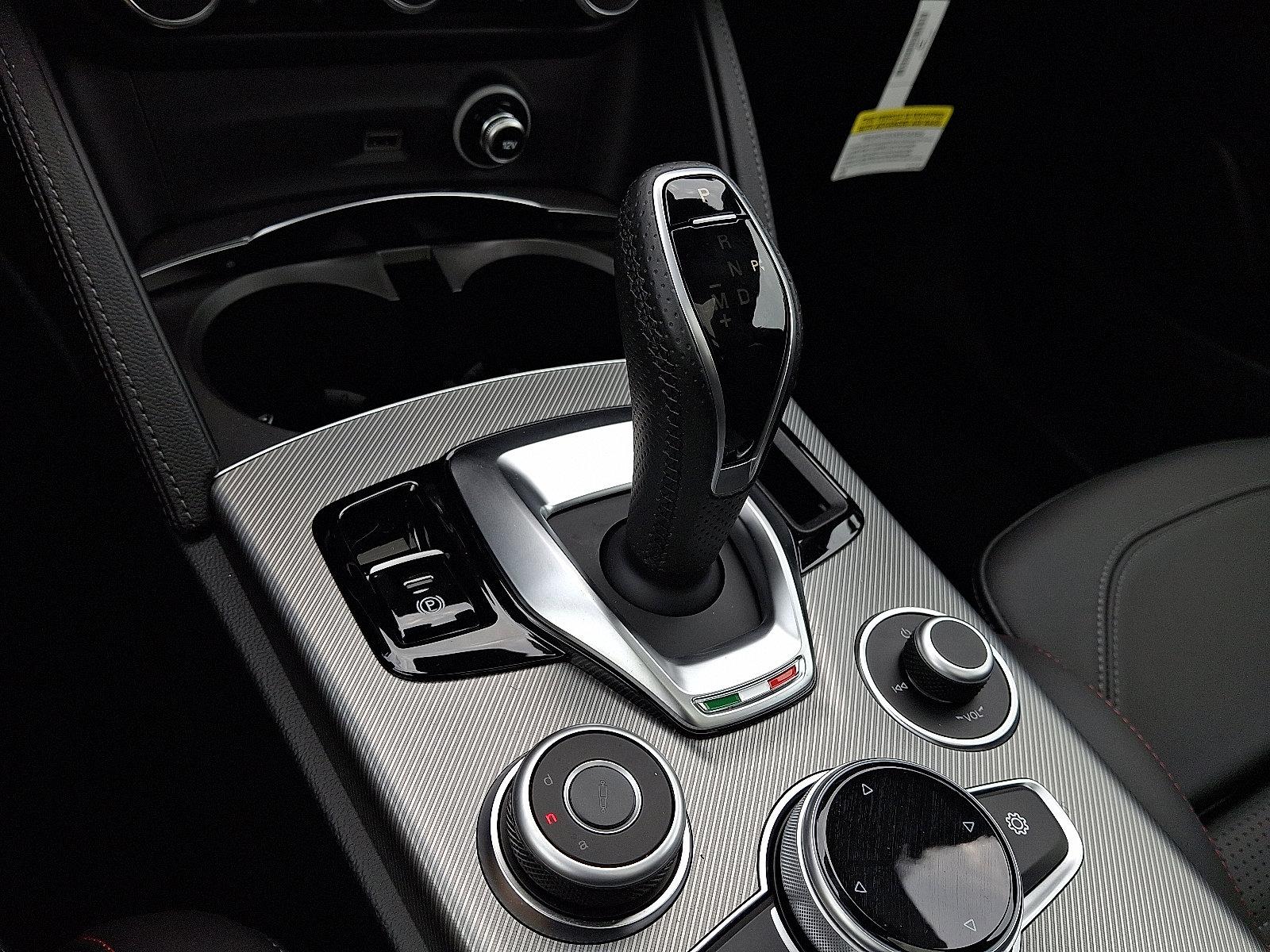 2025 Alfa Romeo Stelvio Vehicle Photo in Mechanicsburg, PA 17050