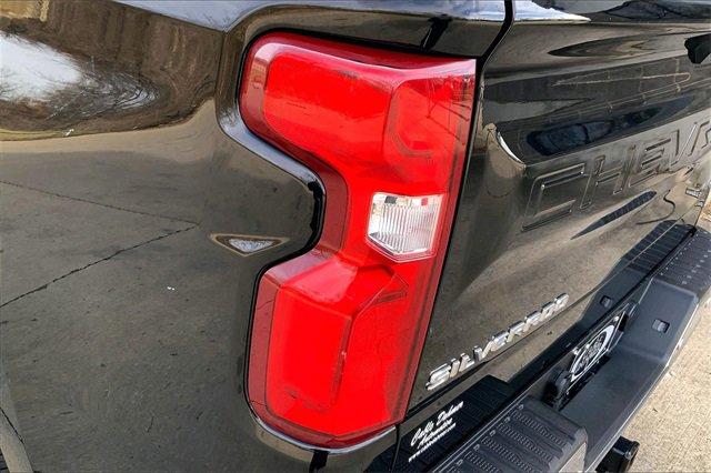 2021 Chevrolet Silverado 1500 Vehicle Photo in KANSAS CITY, MO 64114-4502