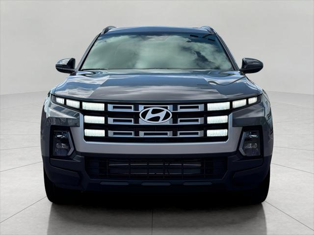 2025 Hyundai SANTA CRUZ Vehicle Photo in Green Bay, WI 54304