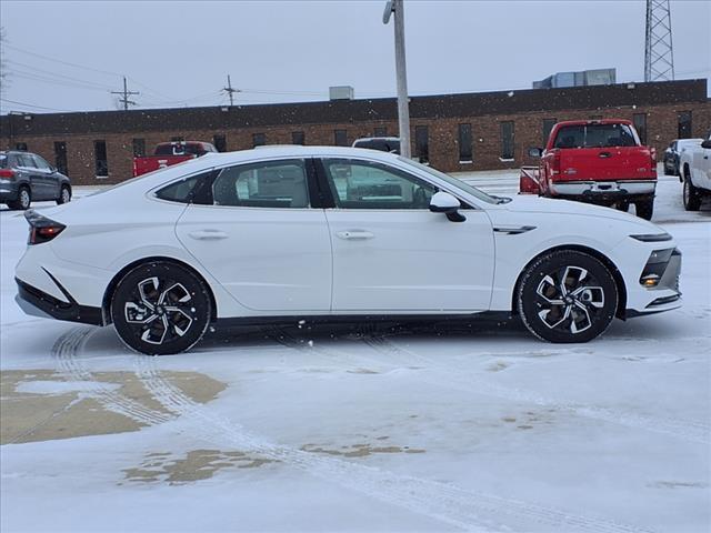 2025 Hyundai SONATA Vehicle Photo in Peoria, IL 61615