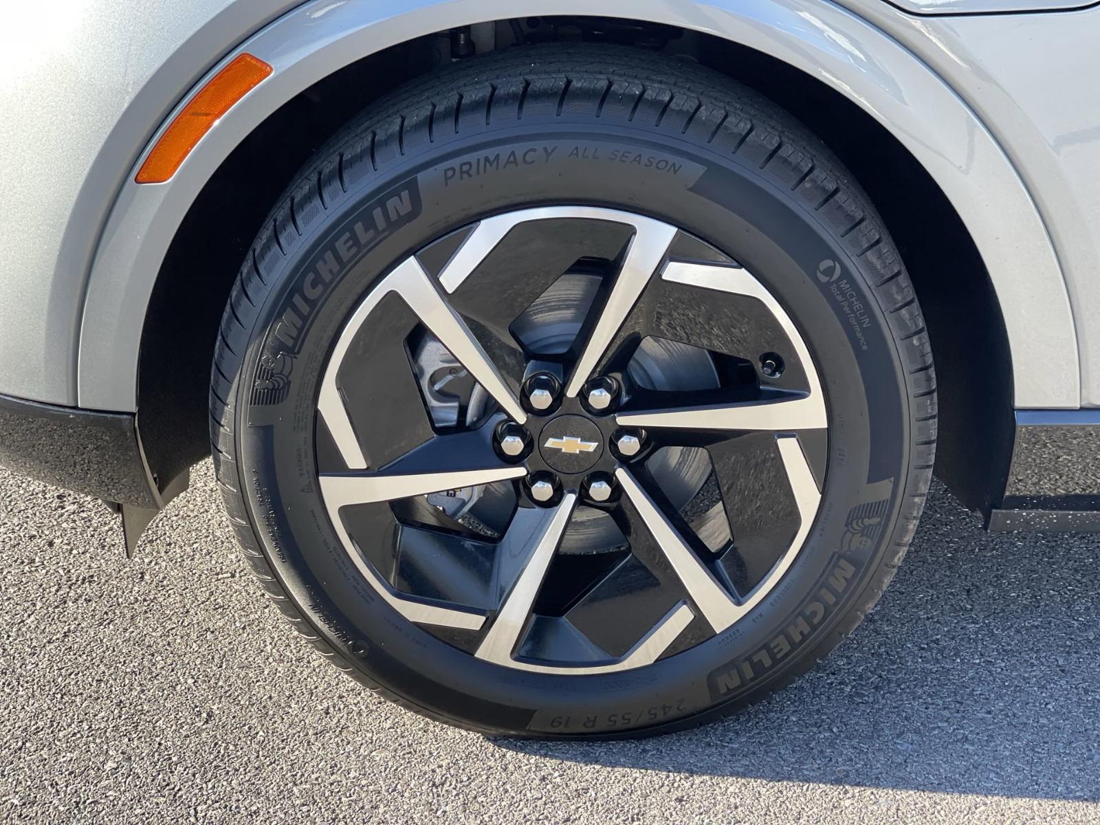 2025 Chevrolet Equinox EV Vehicle Photo in BENTONVILLE, AR 72712-4322