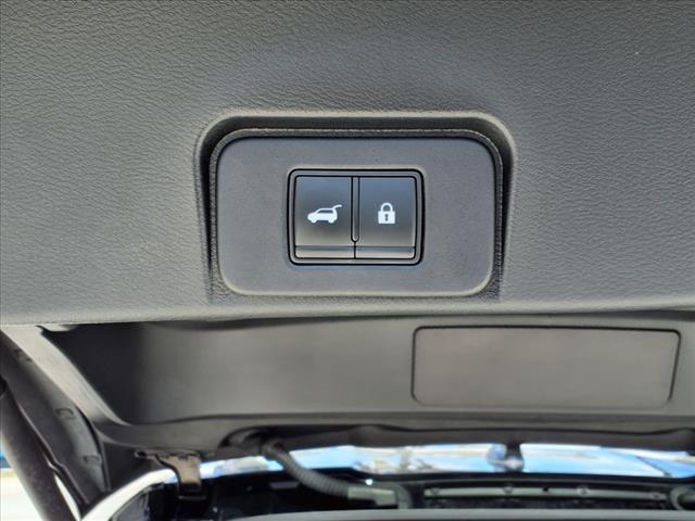 2021 Nissan Rogue Vehicle Photo in TAMPA, FL 33612-3404