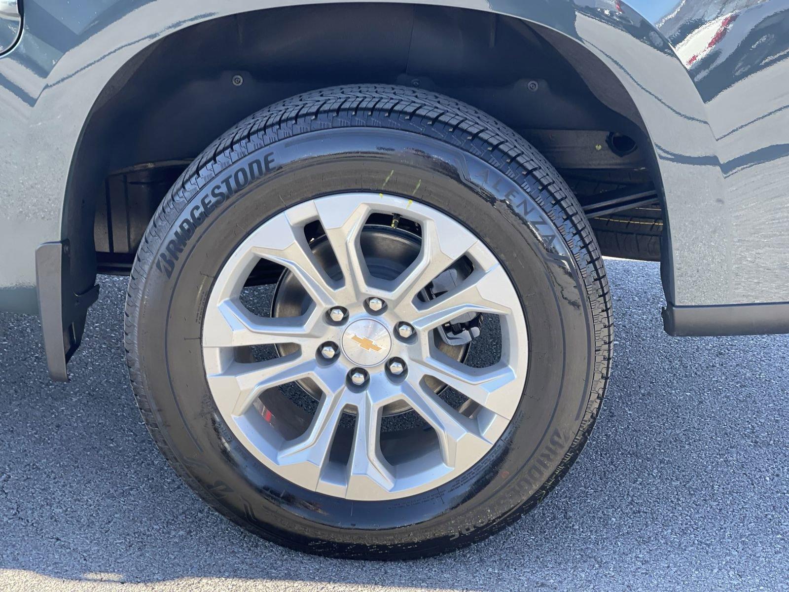 2025 Chevrolet Silverado 1500 Vehicle Photo in BENTONVILLE, AR 72712-4322
