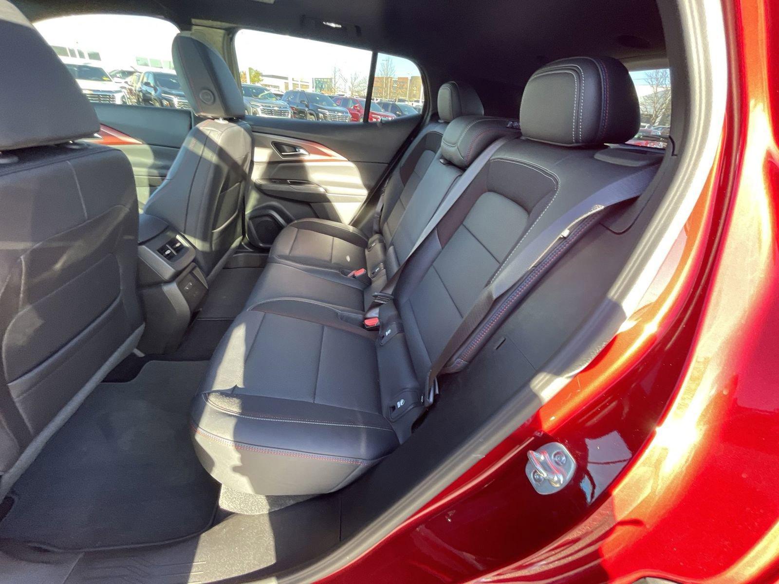 2025 Chevrolet Equinox EV Vehicle Photo in BENTONVILLE, AR 72712-4322