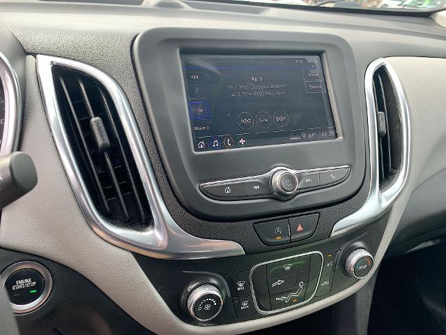 2022 Chevrolet Equinox Vehicle Photo in MOON TOWNSHIP, PA 15108-2571