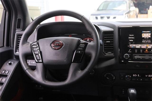 2024 Nissan Frontier Vehicle Photo in Hazelwood, MO 63042