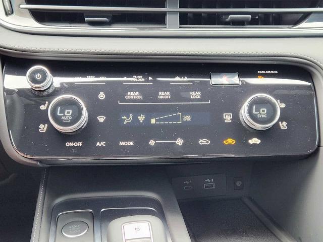 2025 INFINITI QX60 Vehicle Photo in Fort Worth, TX 76132