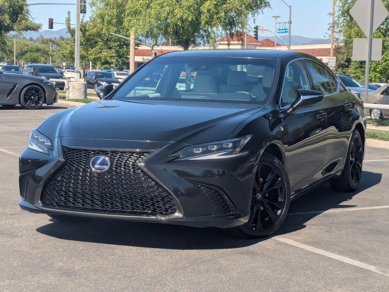 2022 Lexus ES 300h Vehicle Photo in Valencia, CA 91355