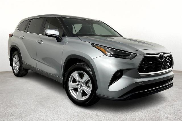 2024 Toyota Highlander Vehicle Photo in Tulsa, OK 74129