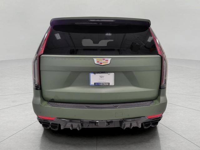 2024 Cadillac Escalade Vehicle Photo in NEENAH, WI 54956-2243
