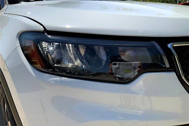 2023 Jeep Compass Vehicle Photo in KANSAS CITY, MO 64114-4545