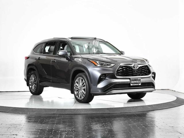 2021 Toyota Highlander Vehicle Photo in DALLAS, TX 75235